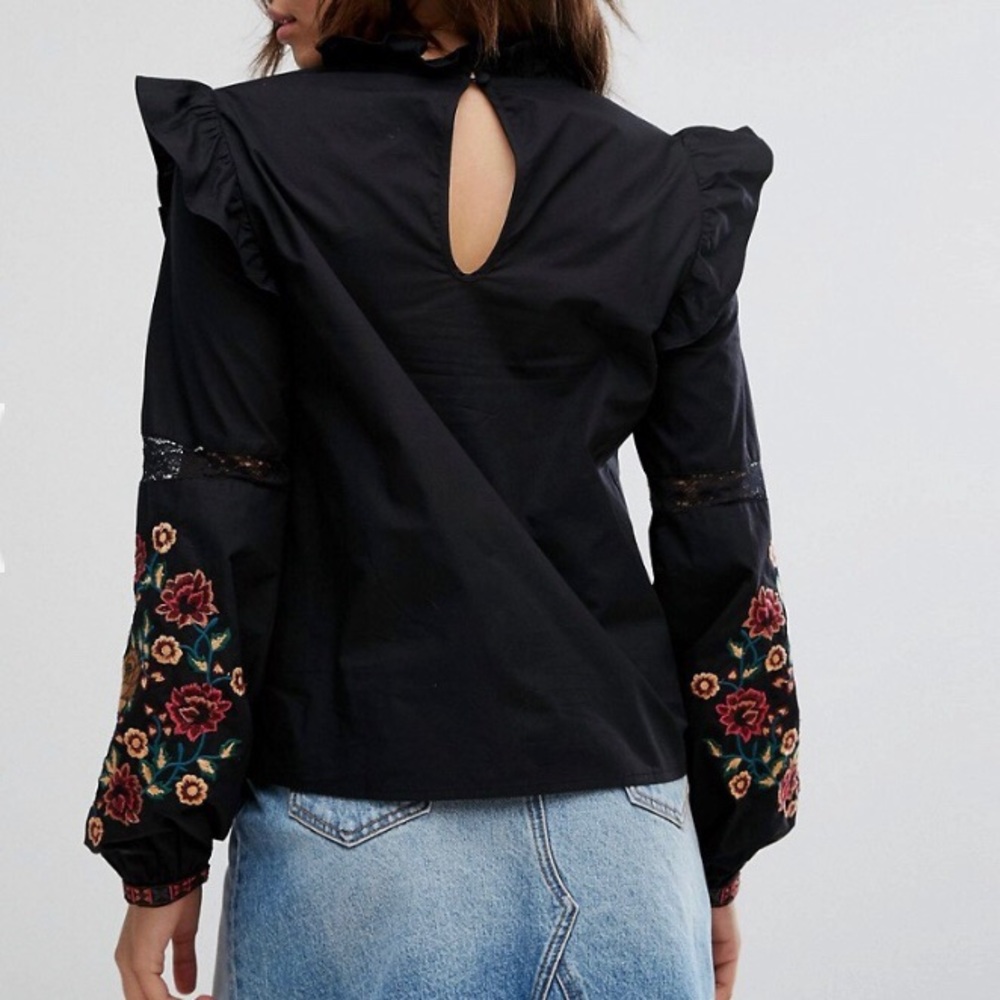 Miss Selfridge Embroidered Balloon Sleeve Blouse - Picture 4 of 4